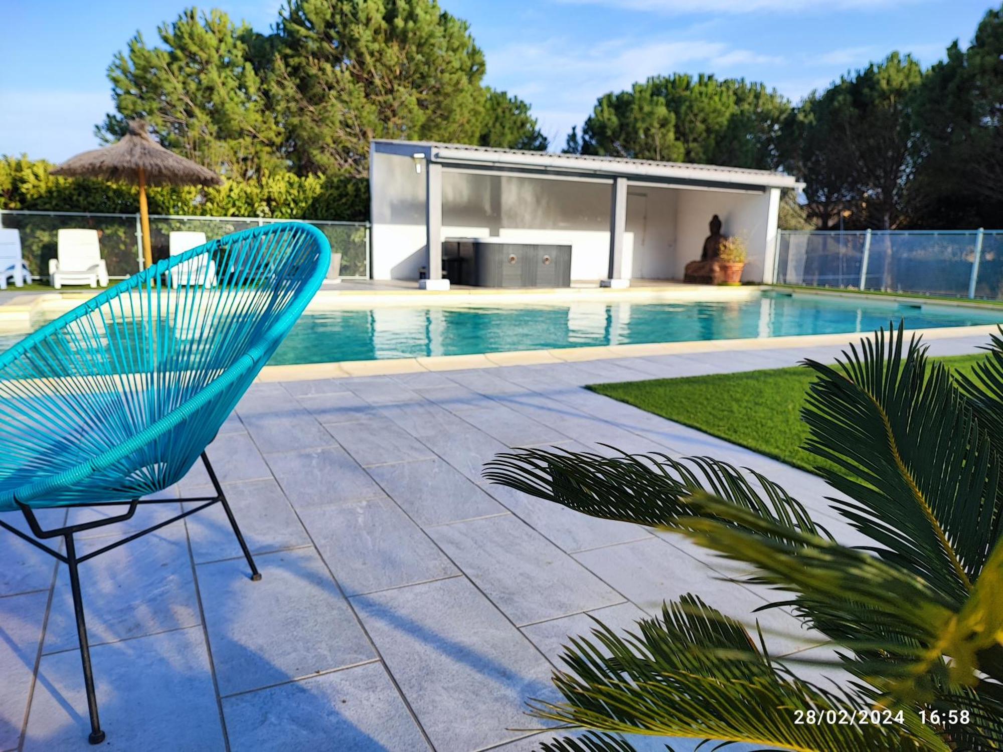 Les Gites De Ginestas Exterior photo