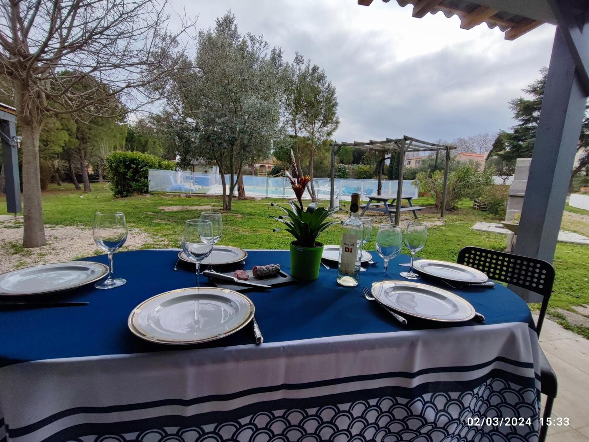 Les Gites De Ginestas Exterior photo