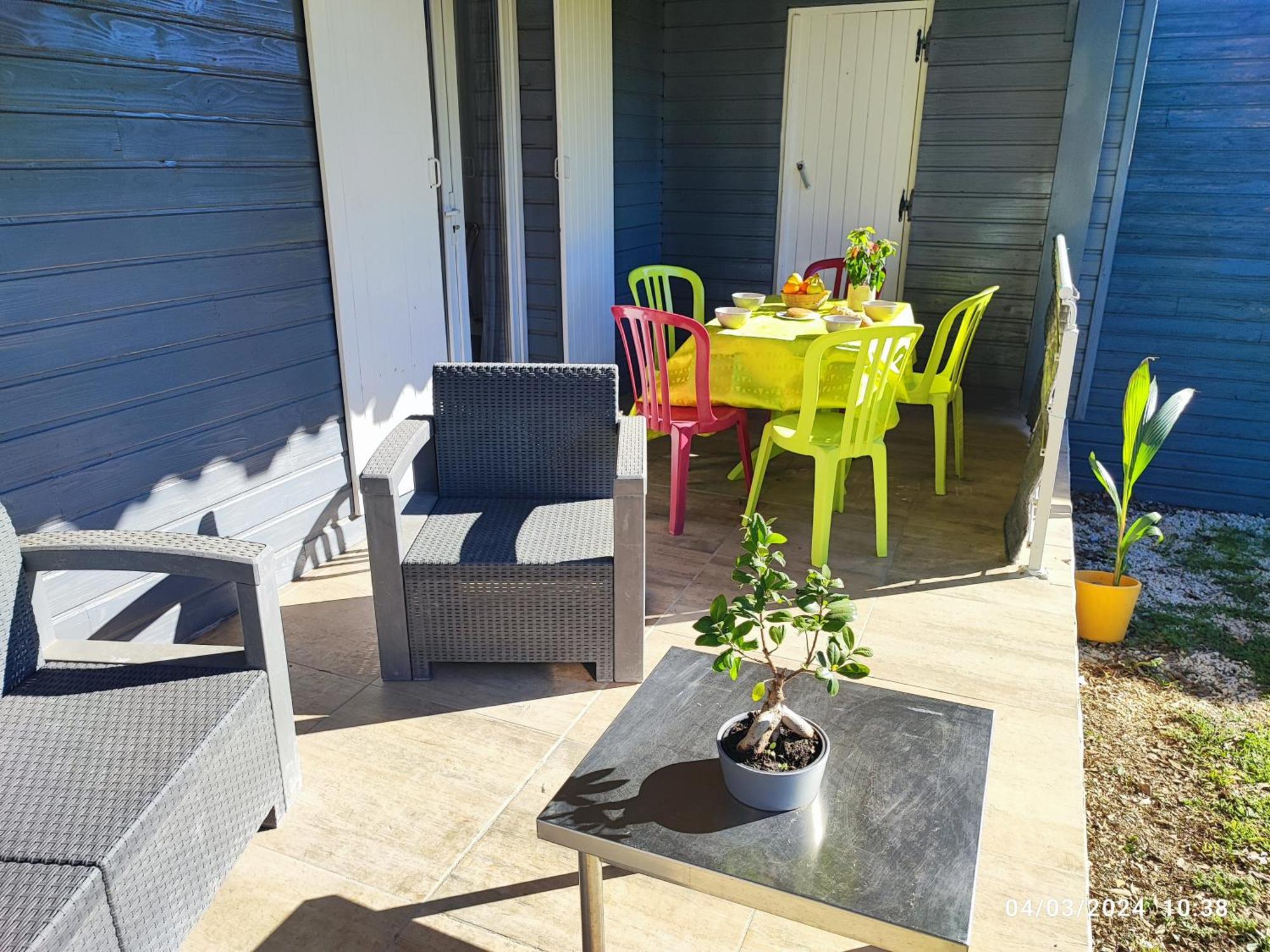 Les Gites De Ginestas Exterior photo