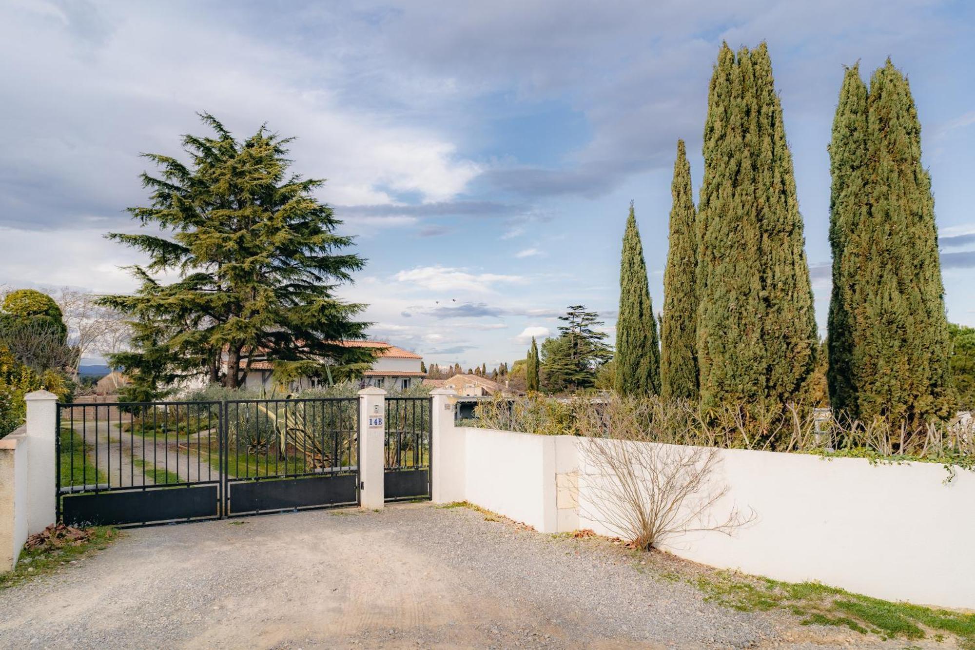 Les Gites De Ginestas Exterior photo