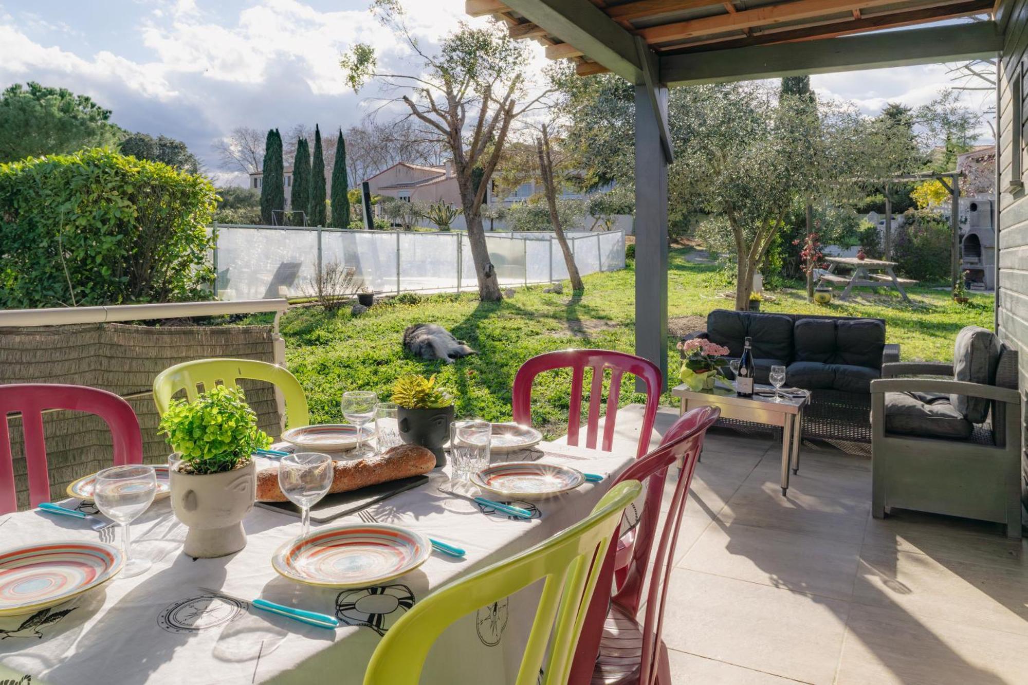 Les Gites De Ginestas Exterior photo